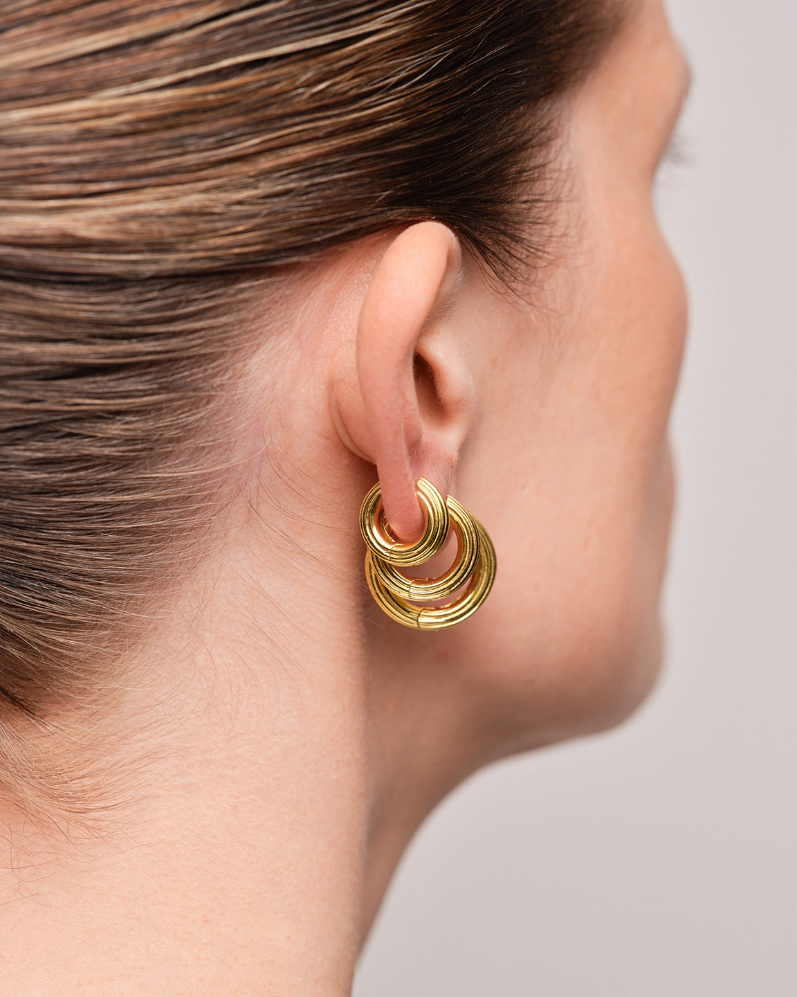 Bold Grooved Hoops Medium