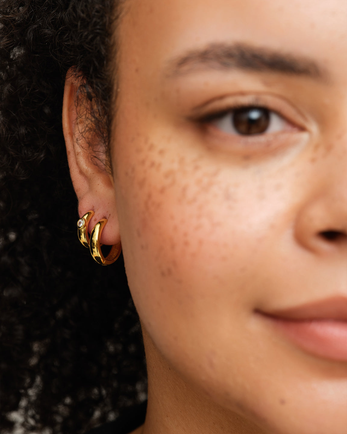 Dome Hoops White Medium