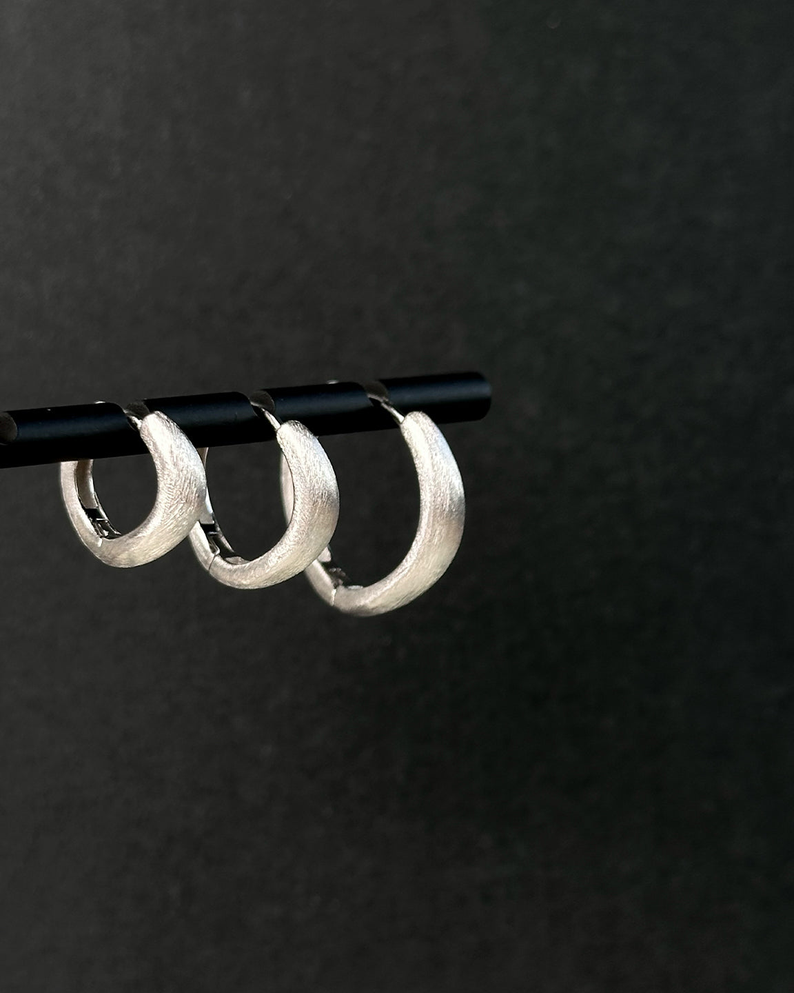 Wave Satin Hoops Medium